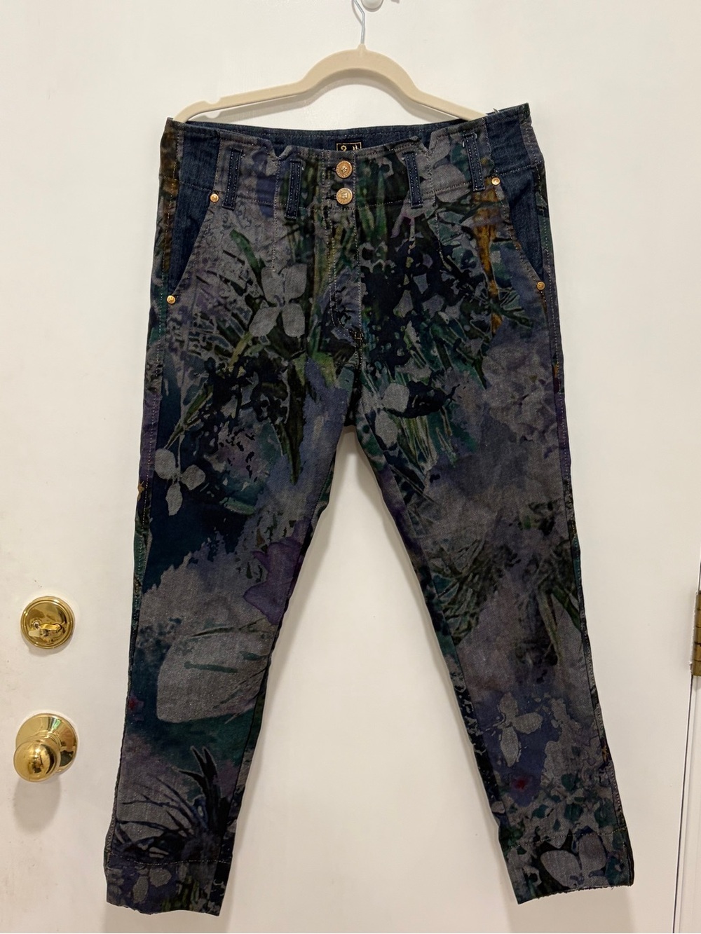 Vintage Cappopera Floral Print Women’s Jeans - Dark Multi. Size 48